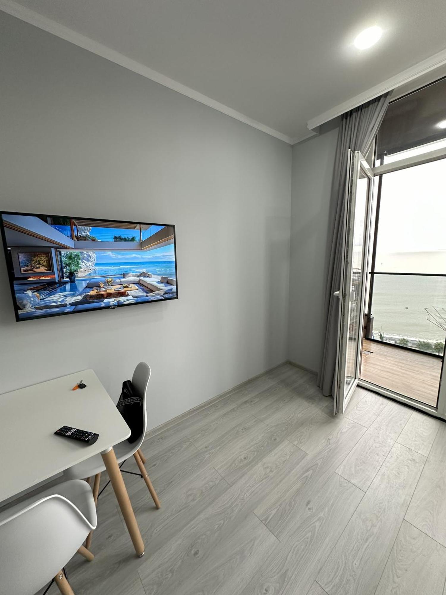 Bi Residence Sea View Luxury Батуми Экстерьер фото